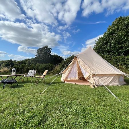 Bell Tent 4M Fossewold Farm Camping Moreton-in-Marsh Esterno foto