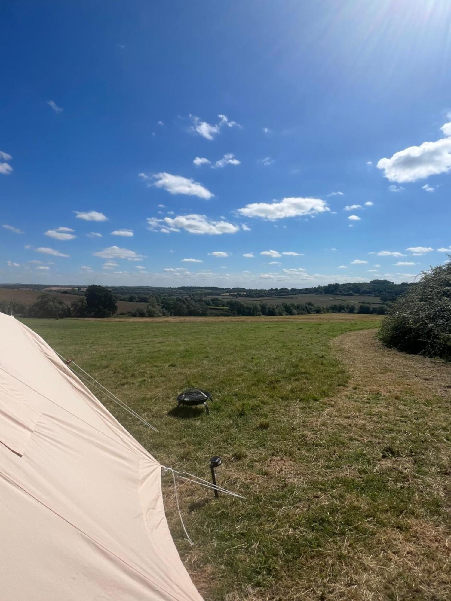 Bell Tent 4M Fossewold Farm Camping Moreton-in-Marsh Esterno foto