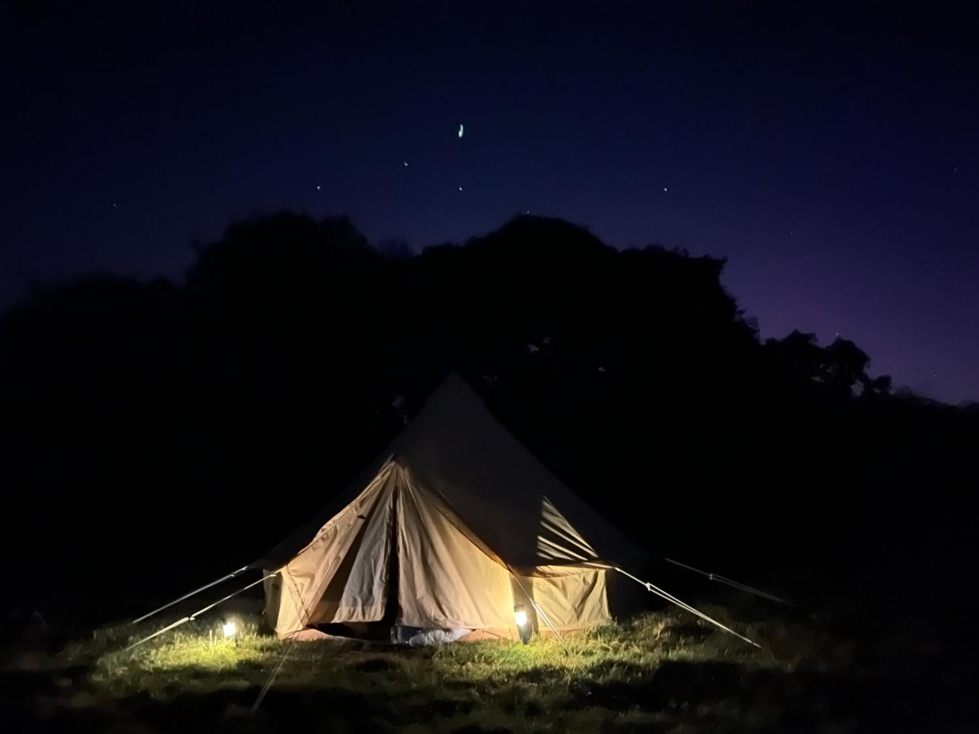 Bell Tent 4M Fossewold Farm Camping Moreton-in-Marsh Esterno foto